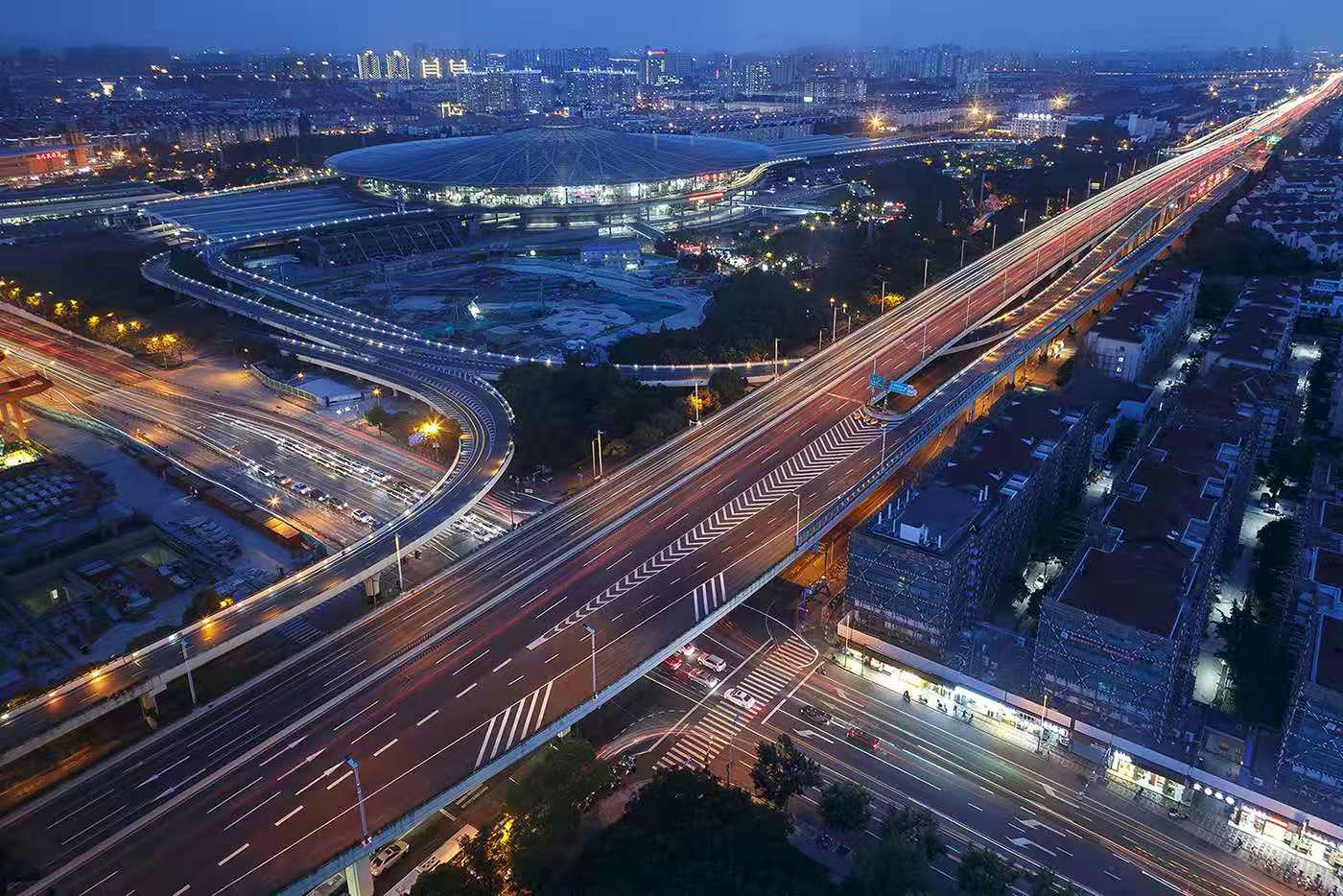 NO 02 蓝色星球-20190628上海南站。摄影：邹建军-4.jpg